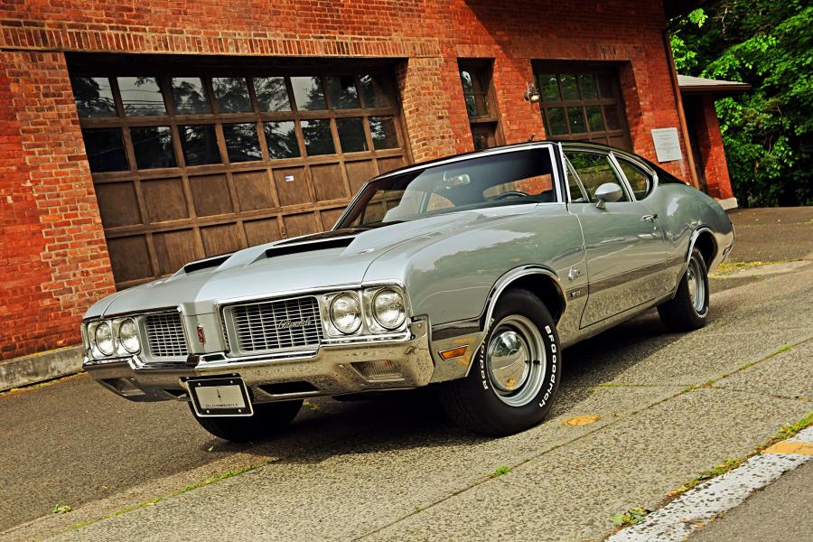  Oldsmobile Cutlass S W-31 Sport Coupe 1970 года  (фото 5 из 17)
